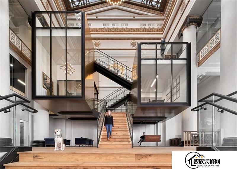 loft办公空间装修-钢制楼梯效果图